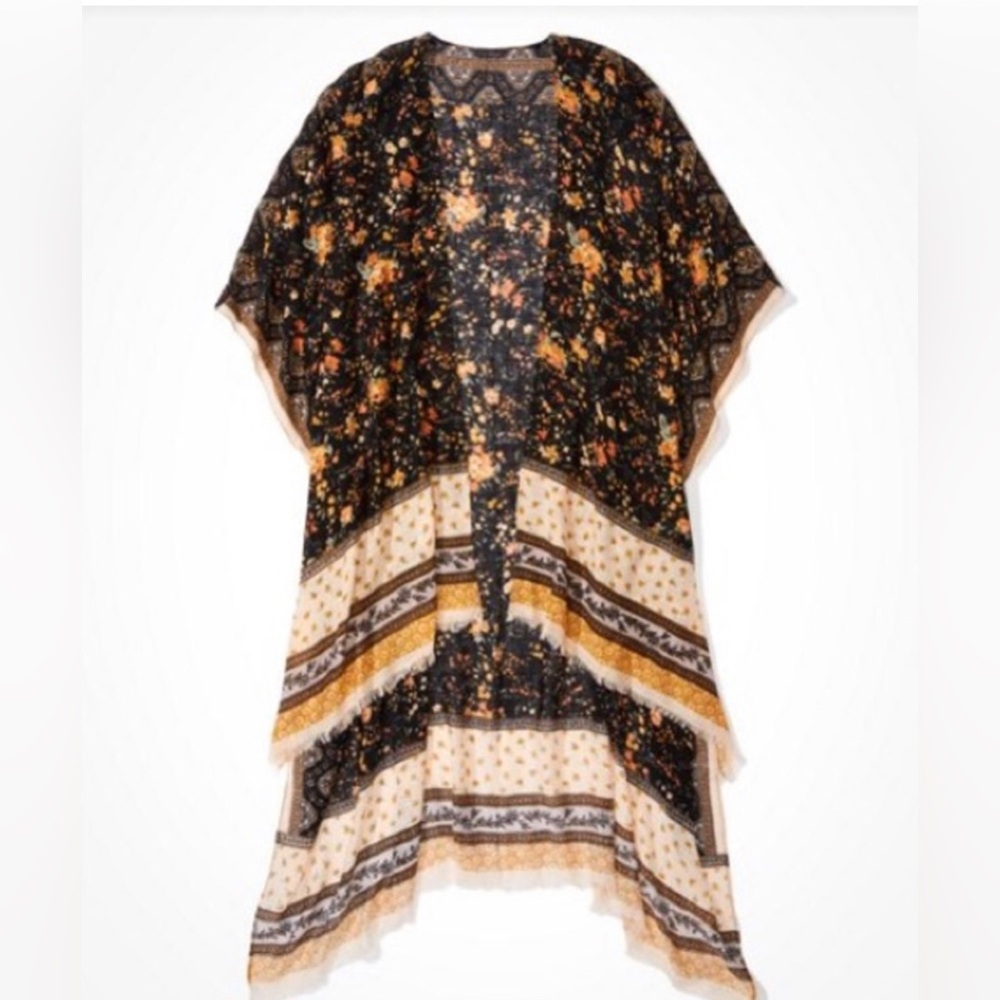 American Eagle Outfitters Paisley Kimono in Black and Gold